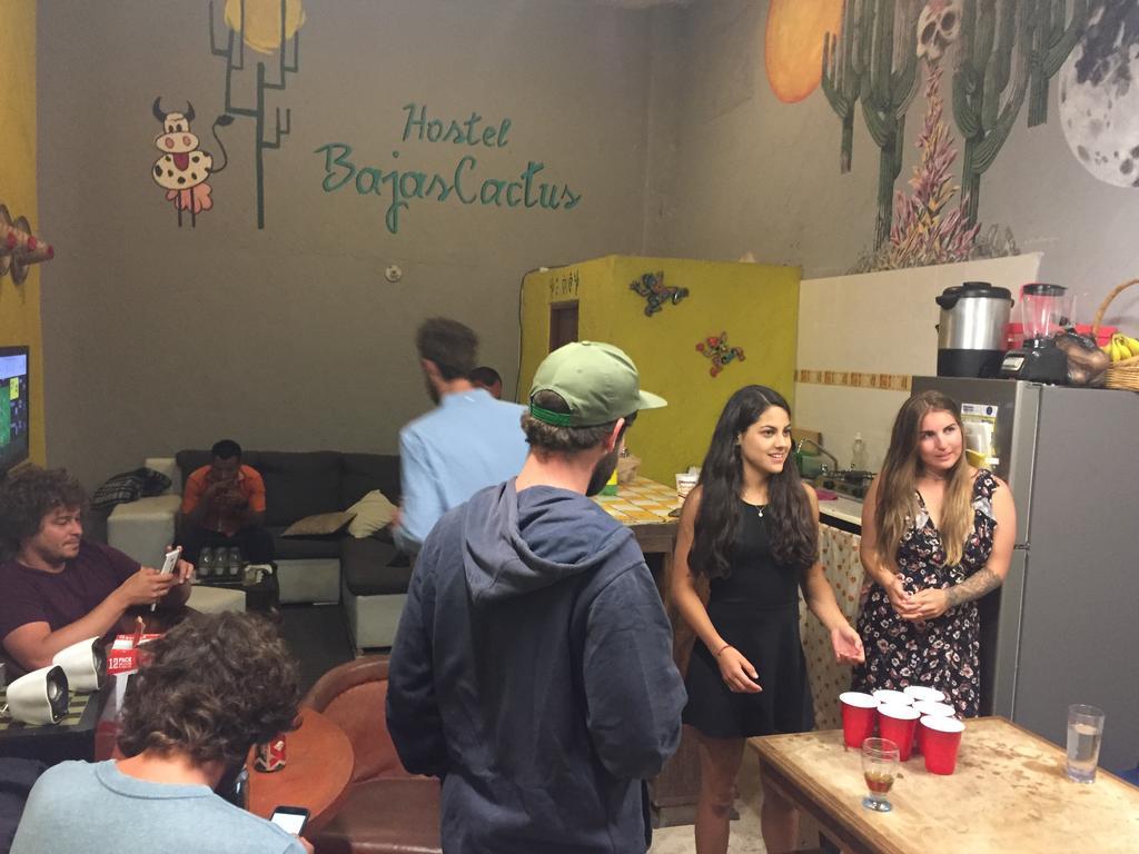 קאבו סן לוקאס Bajas Cactus Hostel מראה חיצוני תמונה