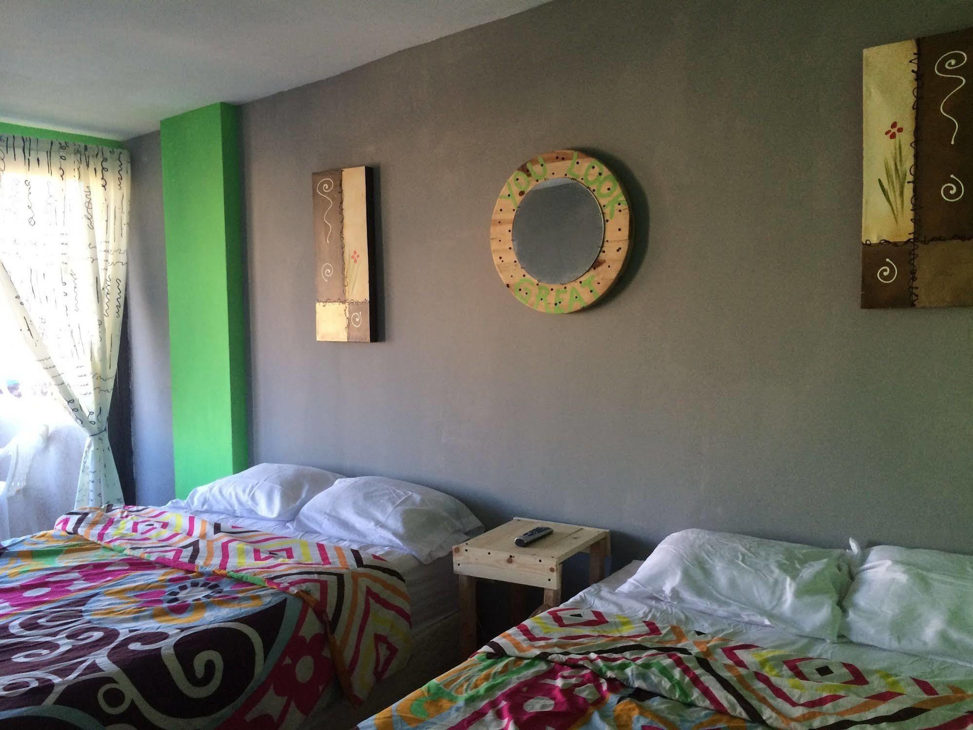 קאבו סן לוקאס Bajas Cactus Hostel מראה חיצוני תמונה