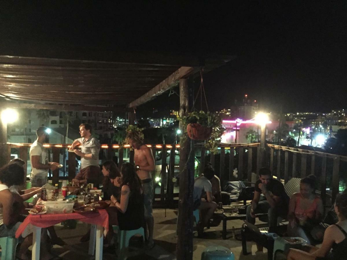 קאבו סן לוקאס Bajas Cactus Hostel מראה חיצוני תמונה